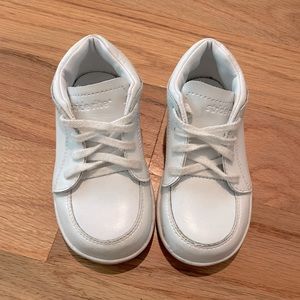 Stride Rite Toddler White Shoes Size 7W